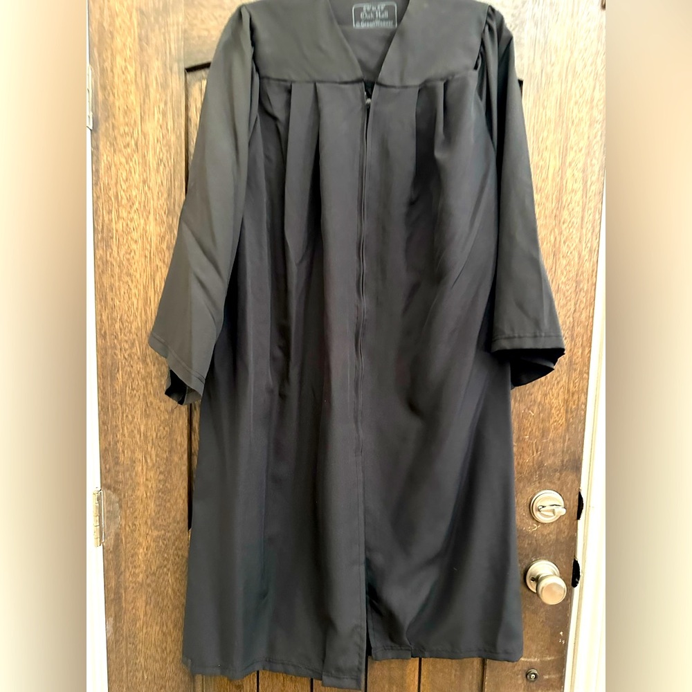 Black college graduation gown purchased for my 2024 graduation worn once. Unisex